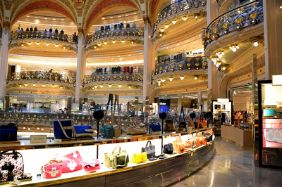 新零售浪潮下，百貨商場(chǎng)變革的四大重點(diǎn)方向